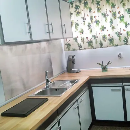 Apartamento Piso Centrico, Amplio, Luminoso Y Familiar, Con Garaje Segun Disponibilidad La Laguna (Tenerife)