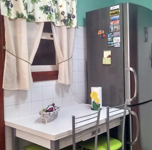 Piso Centrico, Amplio, Luminoso Y Familiar, Con Garaje Segun Disponibilidad Apartamento