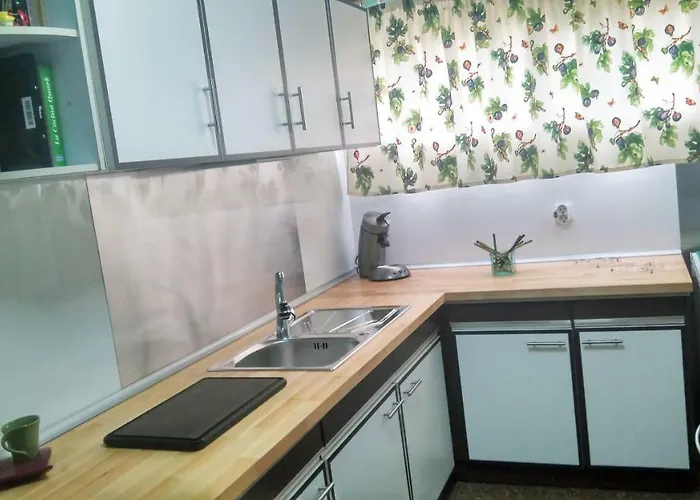 Apartamento Piso Centrico, Amplio, Luminoso Y Familiar, Con Garaje Segun Disponibilidad La Laguna (Tenerife)